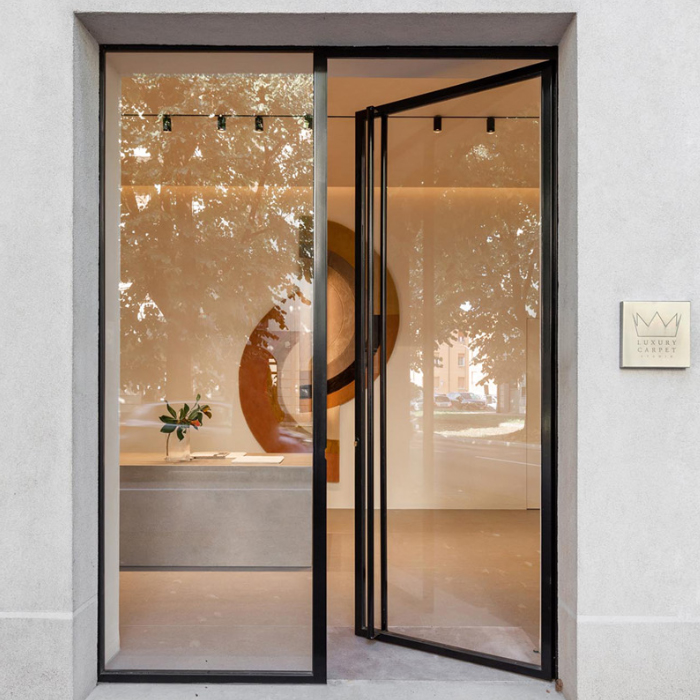 Luxury Carpet Studio – Tailored Italian Carpets and Rugs for Diverse Spaces Custom High-Quality Carpet by Luxury Carpet Studio – Italian Craftsmanship in Bespoke Rugs