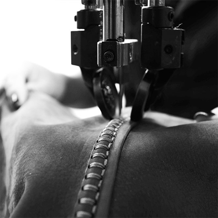 Ulivi Salotti – High-end Tuscan-made sofas, beds, and tables for elegant interiors on 101Domus