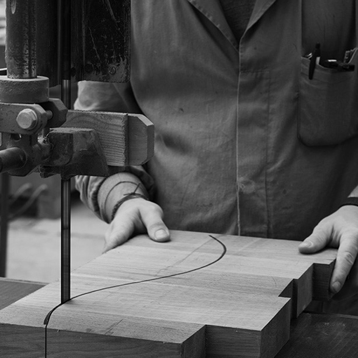 MC Meroni & Colzani | Handcrafted luxury interiors – Now on 101Domus MC Meroni & Colzani – Italian custom furniture, wood and textile excellence on 101Domus