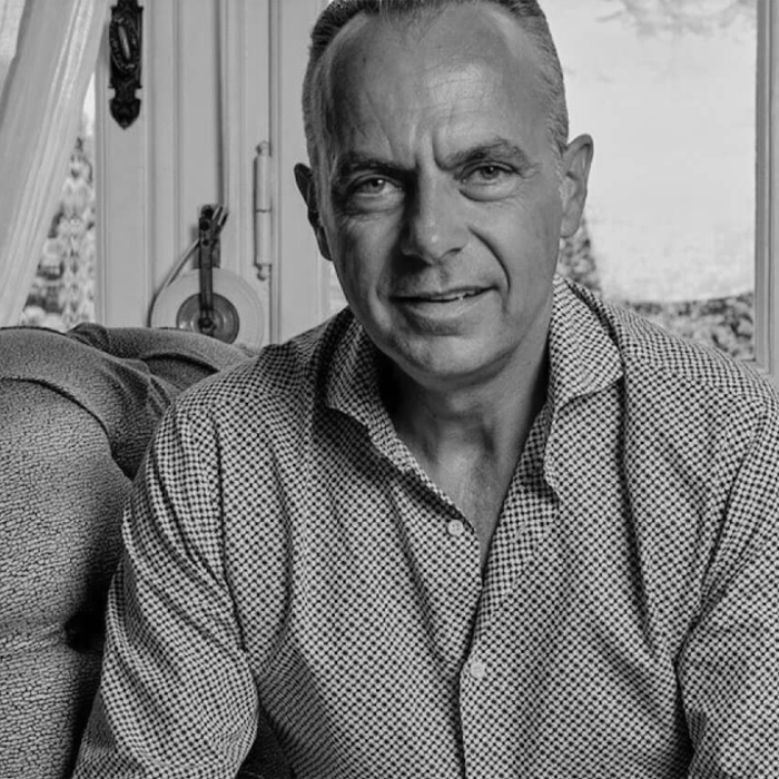 Silvano Grifoni | Italian classic furniture blending tradition and sophistication — on 101Domus Silvano Grifoni – Authentic Baroque and Neoclassical furniture art from Italy on 101Domus